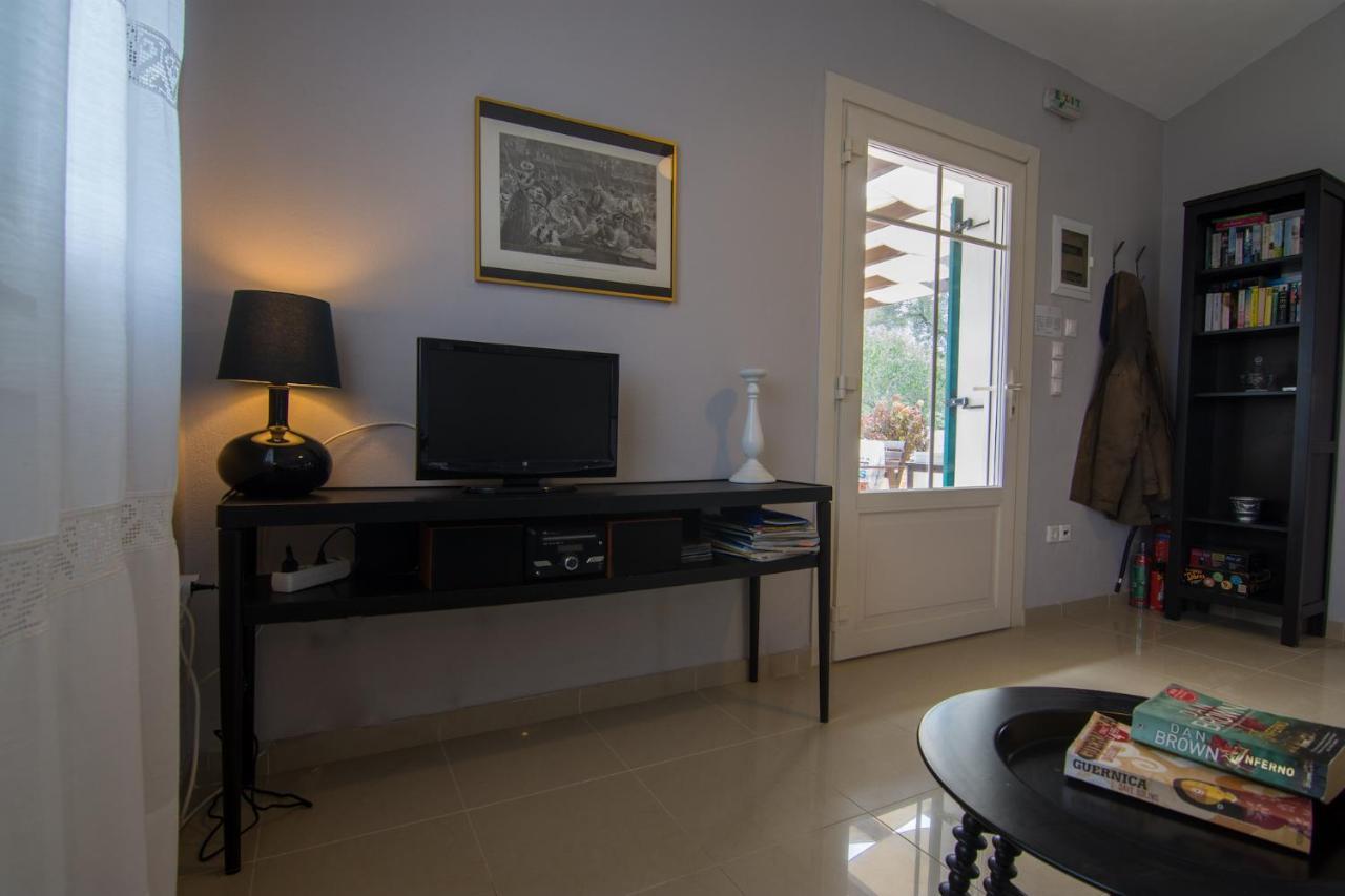 Villa Elaia Suites & Apartments No.1 Gaios Extérieur photo