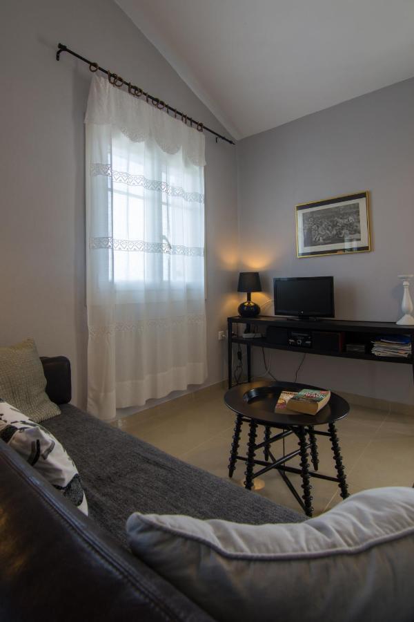 Villa Elaia Suites & Apartments No.1 Gaios Extérieur photo