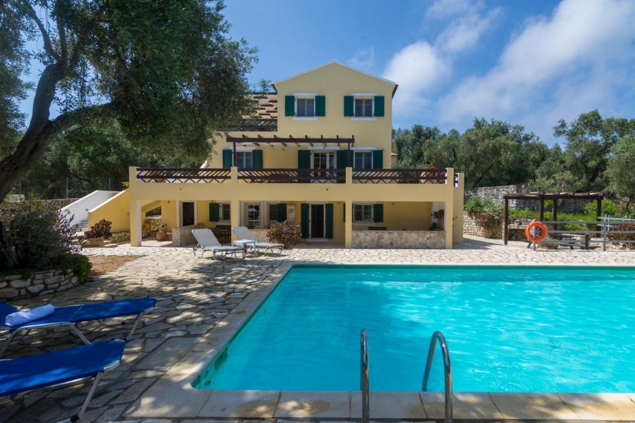 Villa Elaia Suites & Apartments No.1 Gaios Extérieur photo